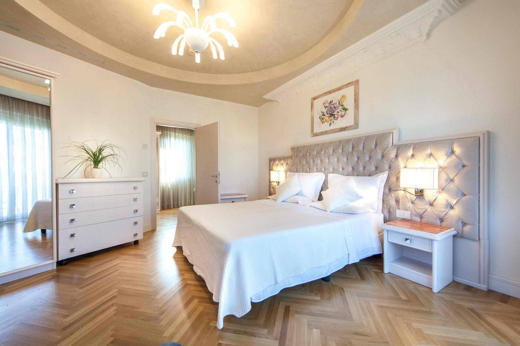Hotel Aurelia Milano Marittima Exterior photo