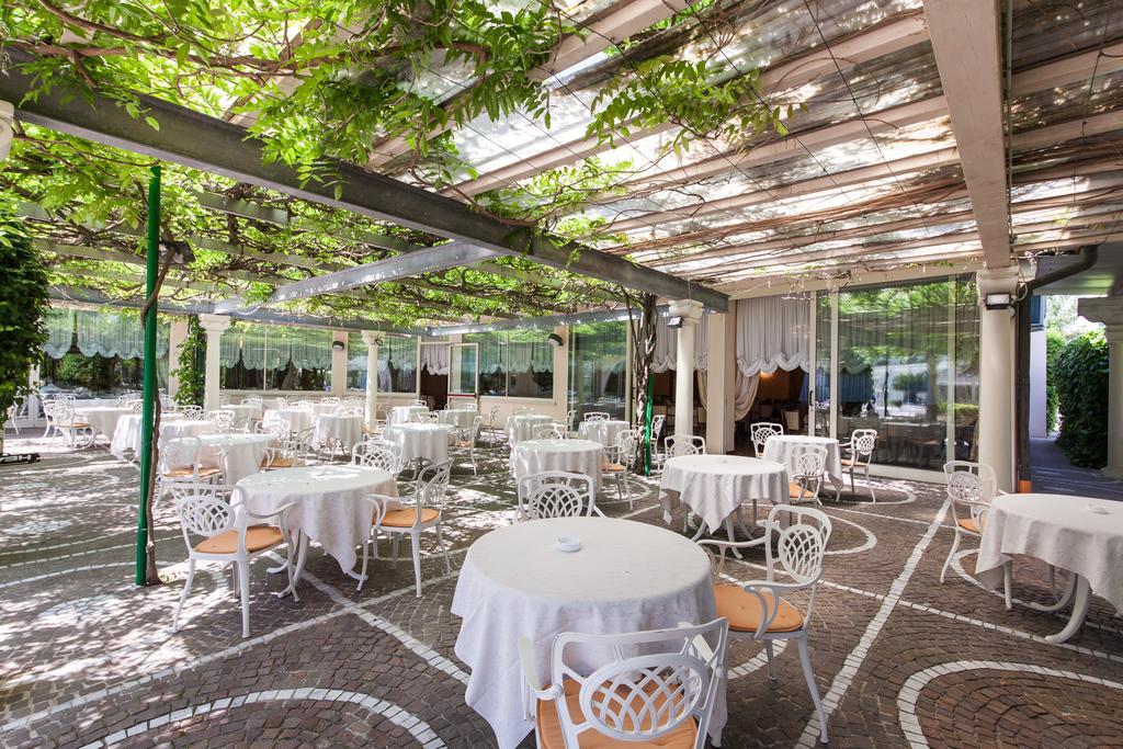Hotel Aurelia Milano Marittima Exterior photo