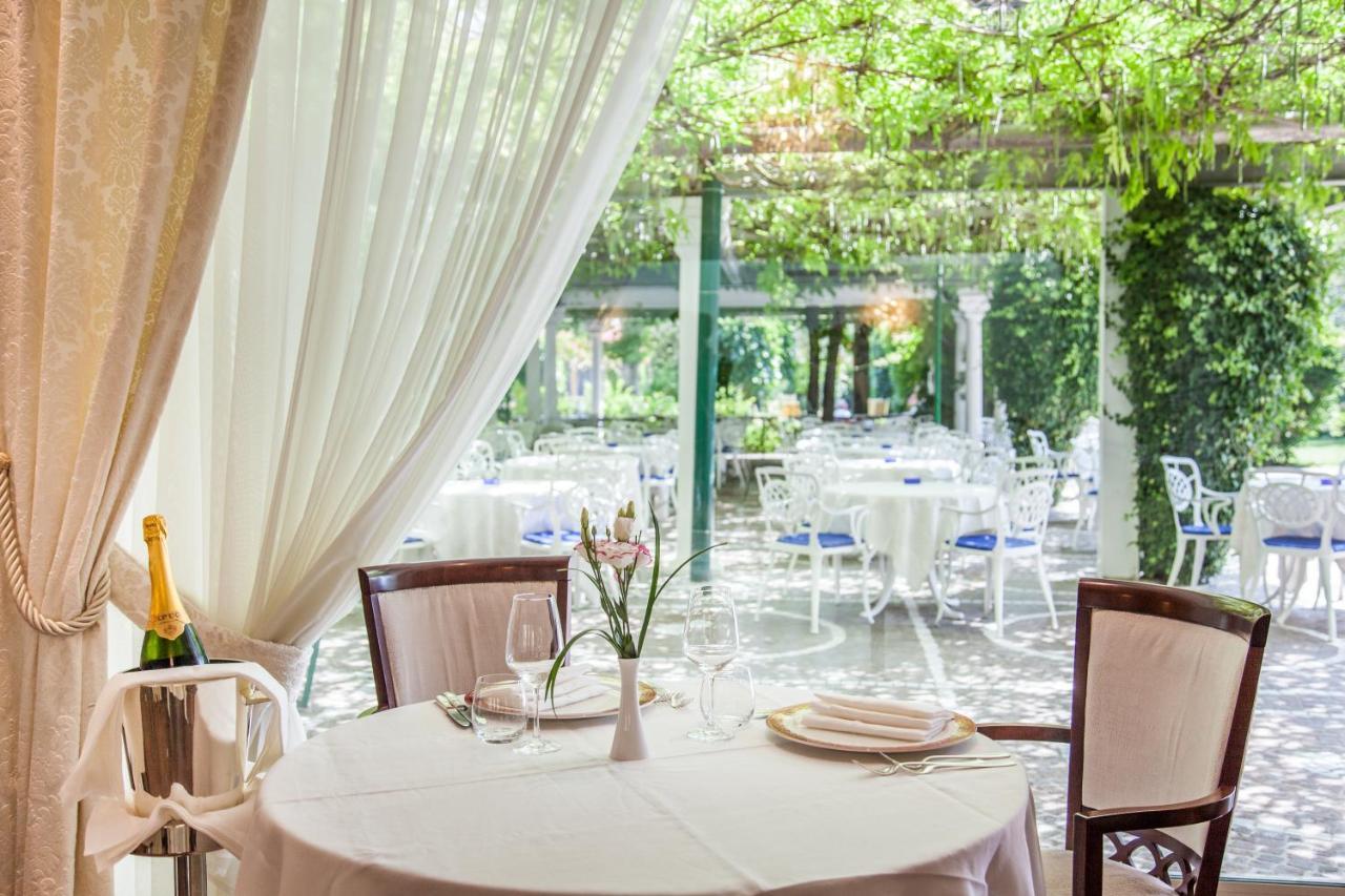 Hotel Aurelia Milano Marittima Exterior photo